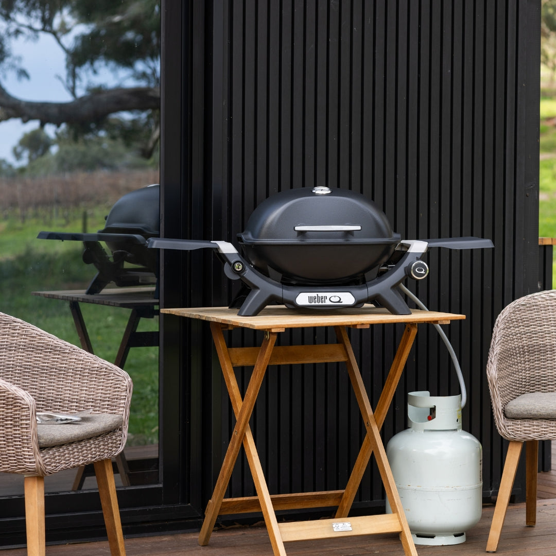 Baby Q Premium (Q1200N) Midnight Black LPG